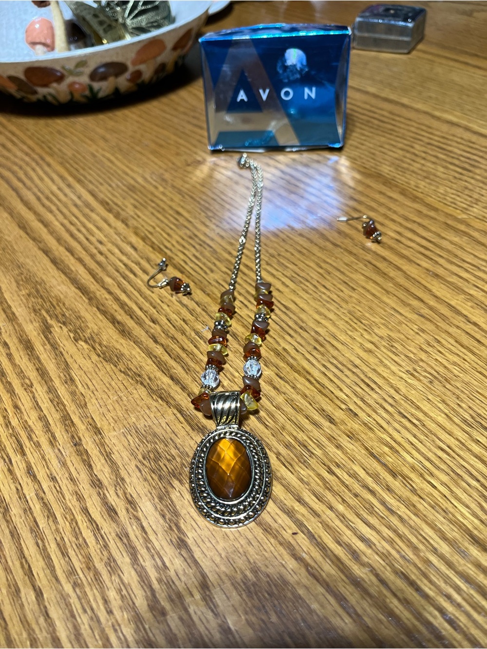 Avon Gold-Tone Necklace with Amber and Brown Beads
